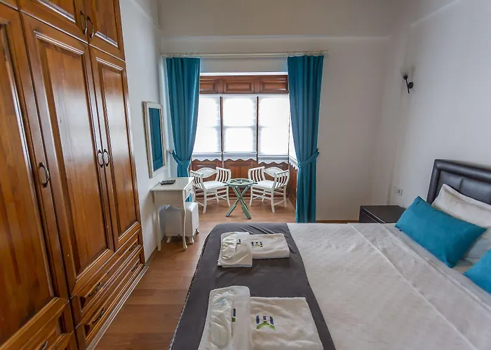 Elin Alacati * Çeşme