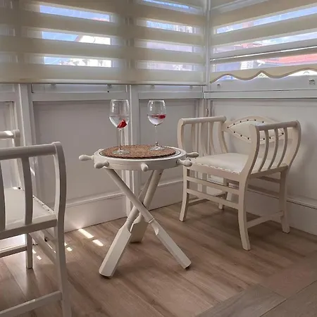 Elin Alaçatı * Çeşme