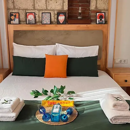 Elin Alaçatı Otel *