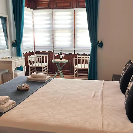 Elin Alacati Hotel