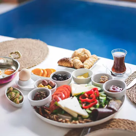 Elin Alaçatı Otel Çeşme