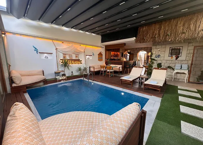 Elin Alacati فندق *