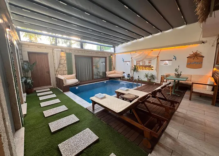 Elin Alacati فندق